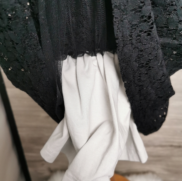 6 YEARS DEUX PAR DEUX, Black & White, Floral Lace Fitted Dress VGUC - Picture 4 of 8